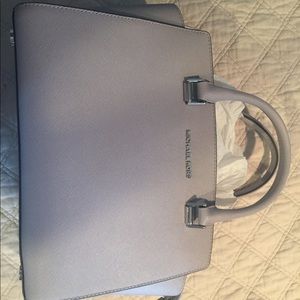 Michael kors medium Selma lilac satchel
